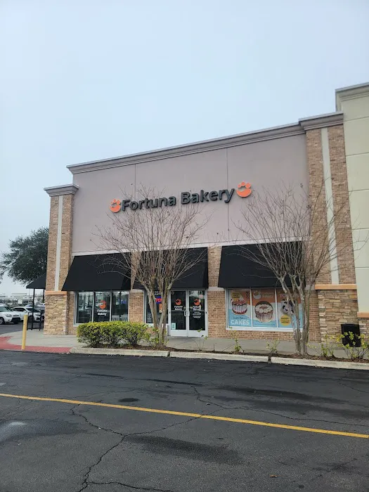 Fortuna Bakery & Coffee - Loop West Picture 6