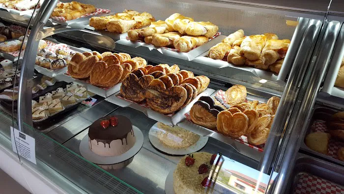 Dolce Bakery & Cafe Picture 8