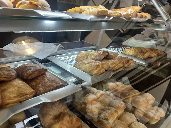 Dolce Bakery & Cafe Picture 4