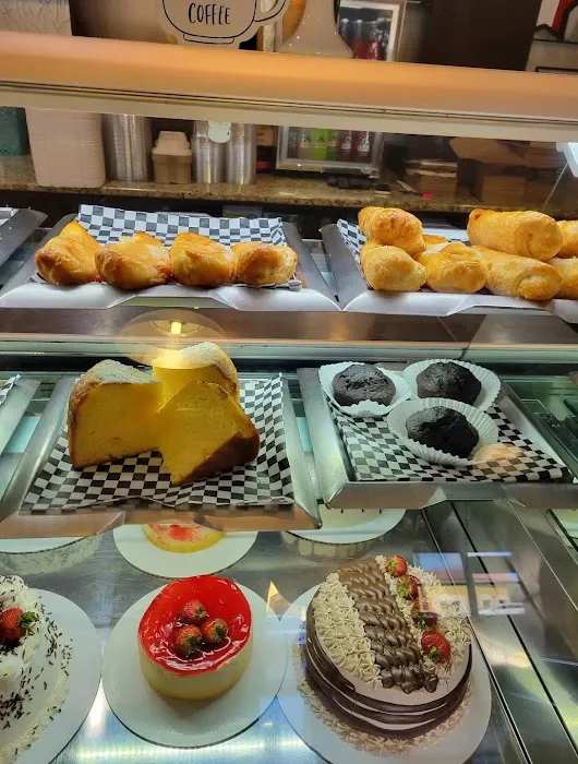 Dolce Bakery & Cafe Picture 7