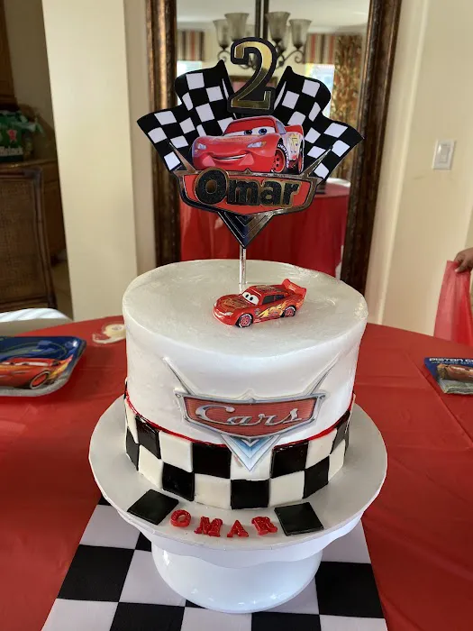 Melina's Sweet Delights Kissimmee, FL | Specialty Cupcakes, Cupcake Catering, Cupcakes for Events Picture 4
