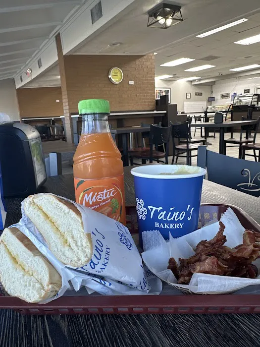 Taino's Bakery & Deli (Kissimmee 192) Picture 2