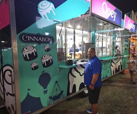 Cinnabon