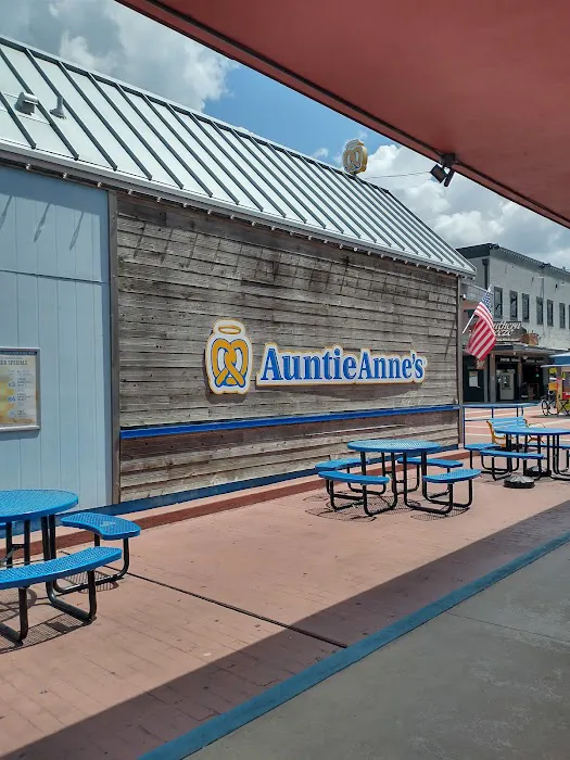 Auntie Anne's Picture 9