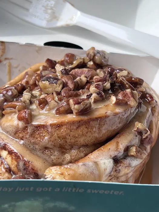 Cinnabon Picture 5