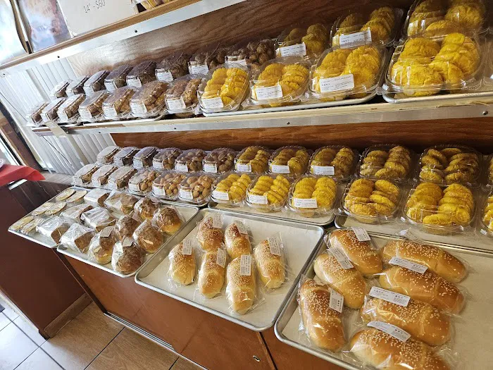 Qi Dragon Bakery Picture 3