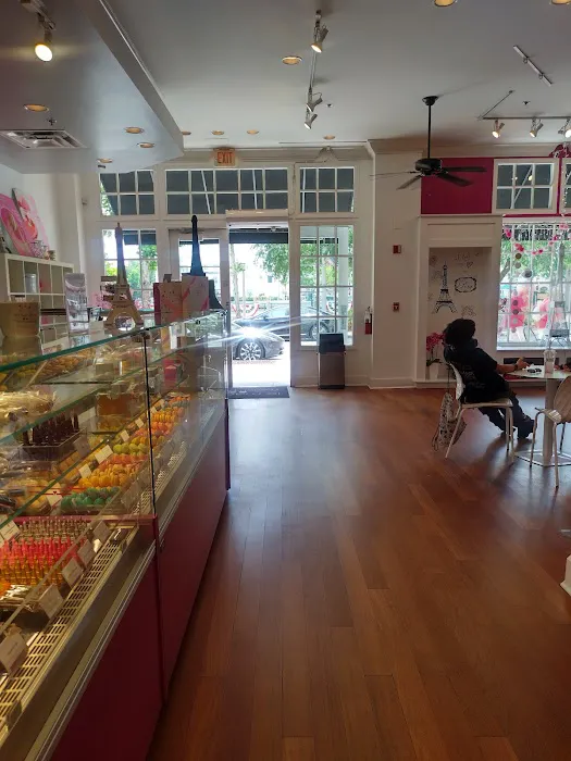 Le Macaron French Pastries Celebration Picture 5