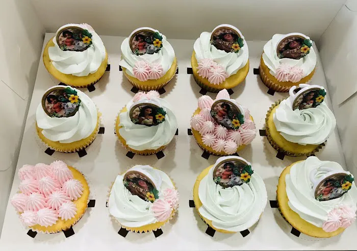 Sweet creations By ross Picture 5