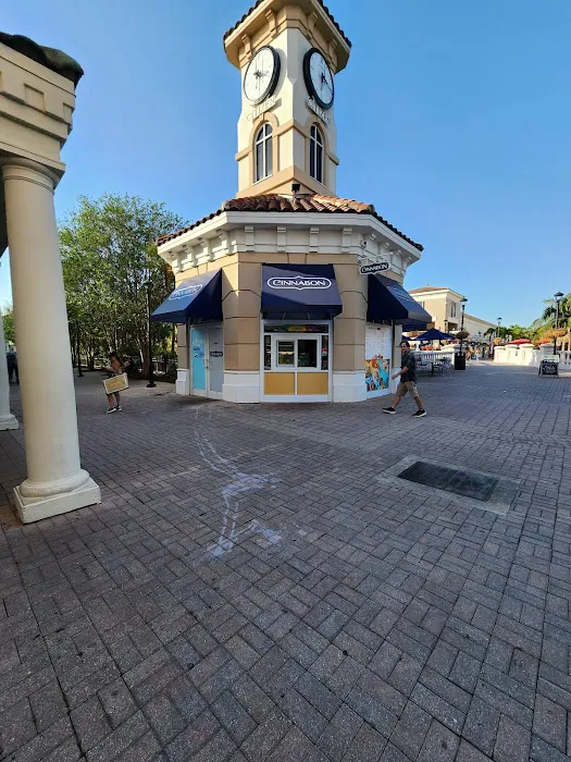 Cinnabon Picture 6