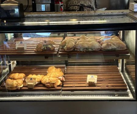 Croissant Moon Bakery