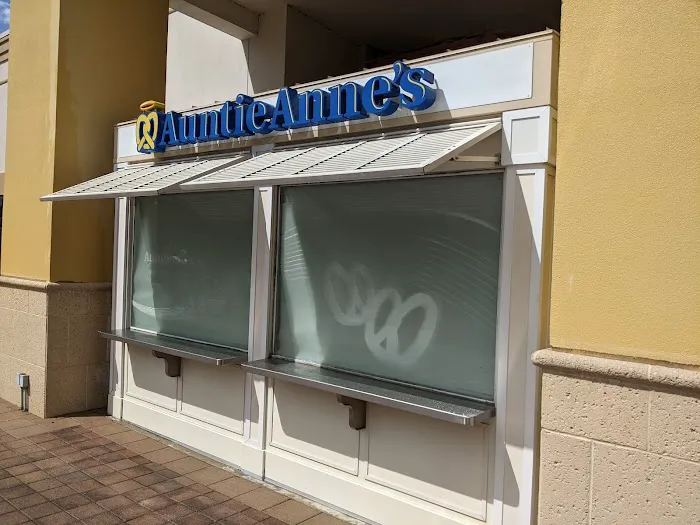 Auntie Anne's Picture 2