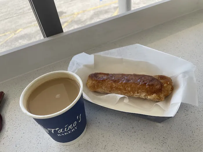 Tainos Bakery & Deli (SODO) Picture 1