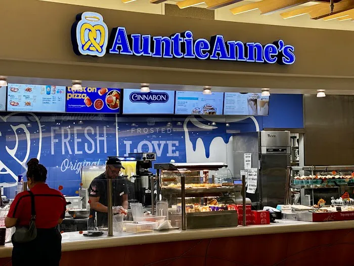 Auntie Anne's Picture 7