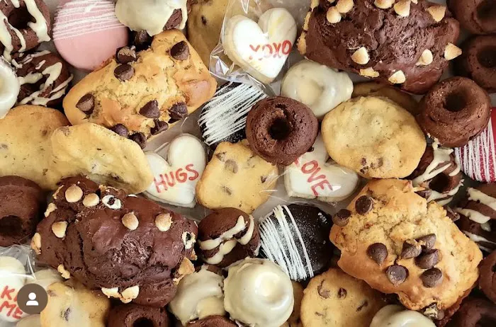 Savvy Sweets Bakery Picture 6