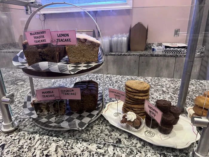Erin McKenna's Bakery Picture 10