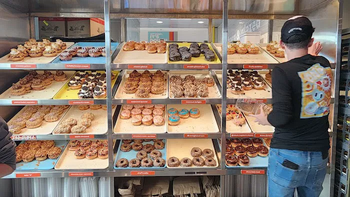 Everglazed Donuts & Cold Brew Picture 6