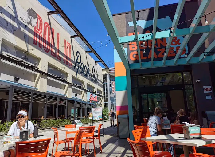 Everglazed Donuts & Cold Brew Picture 5