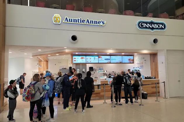 Cinnabon