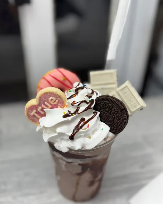 Adiary's Bakery Picture 4