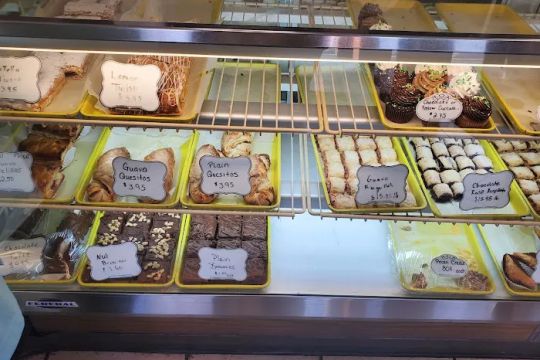 Charlie's Bakery & Creamery