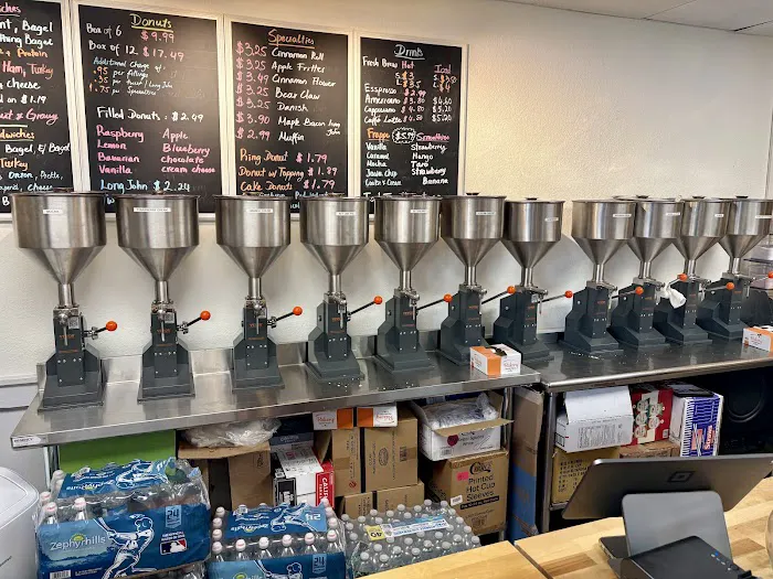 88 Donuts Bakery Cafe Picture 9