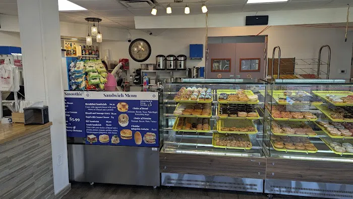 88 Donuts Bakery Cafe Picture 6