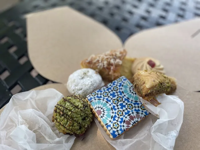 Oasis Sweets & Sips Picture 4
