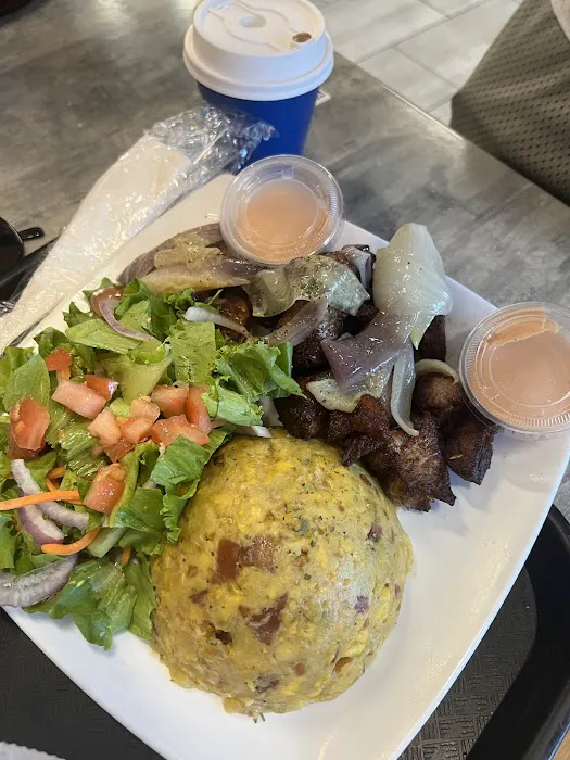 Taino's Bakery & Deli (Lake Nona) Picture 8