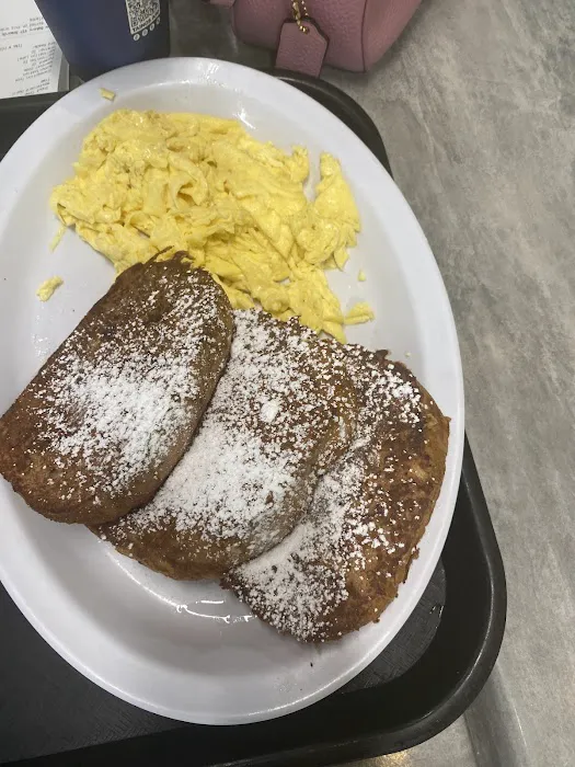 Taino's Bakery & Deli (Lake Nona) Picture 9