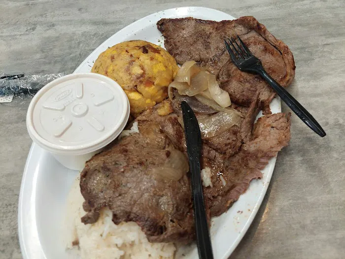 Taino's Bakery & Deli (Lake Nona) Picture 3