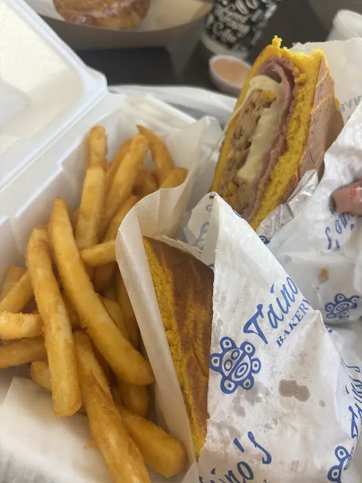 Taino's Bakery & Deli (Lake Nona) Picture 1