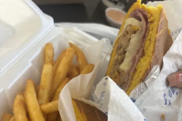 Taino's Bakery & Deli (Lake Nona)