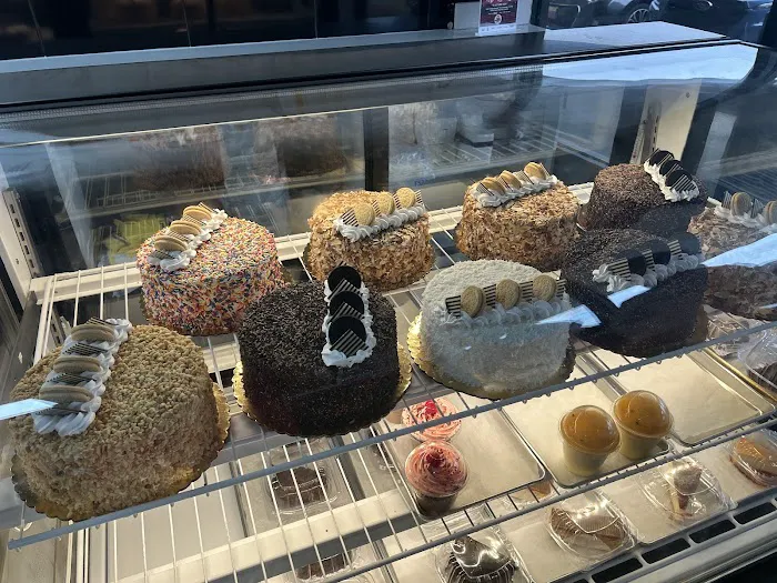 Cafe De Colombia Bakery Picture 10