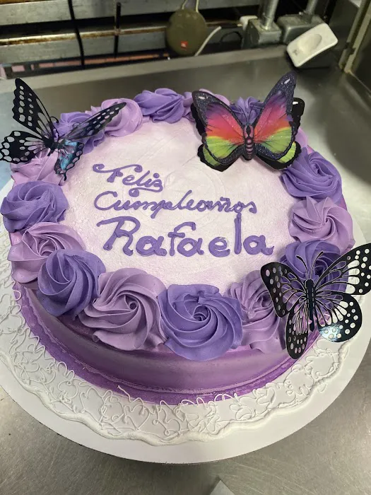 Teolinda's Bakery LLC doing business as Vecinos’ Bakery Picture 6
