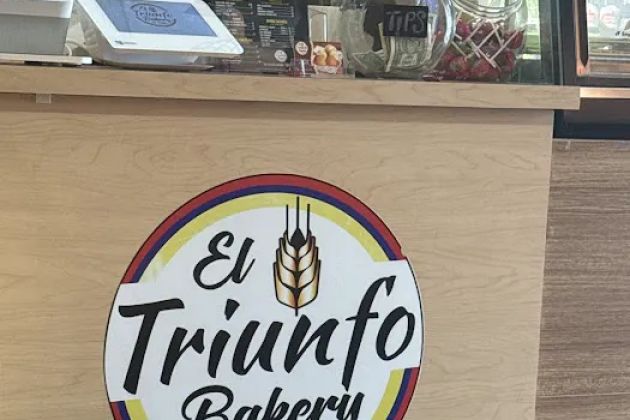 El Triunfo Bakery and Cafe