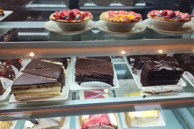 Four Palates Gelato & Bakery