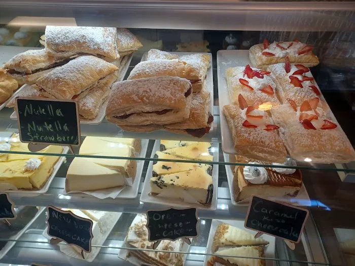 Four Palates Gelato & Bakery Picture 8
