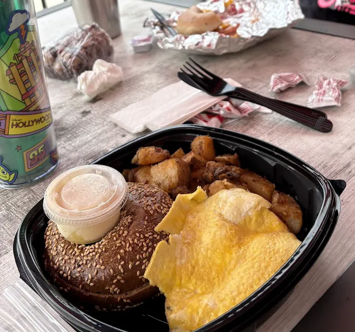 Bagel Bros Cafe Picture 5