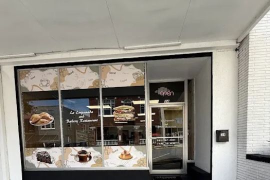 La Empanada & Bakery Restaurant