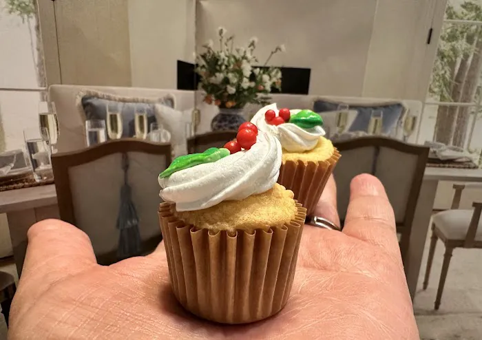 Sol Cakes Bakery Picture 4