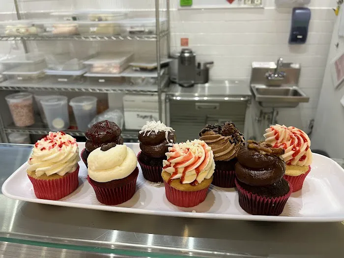 The Naked Cupcake Picture 4