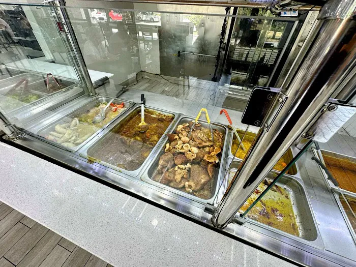 Tainos Bakery & Deli (Lake Underhill) Picture 6
