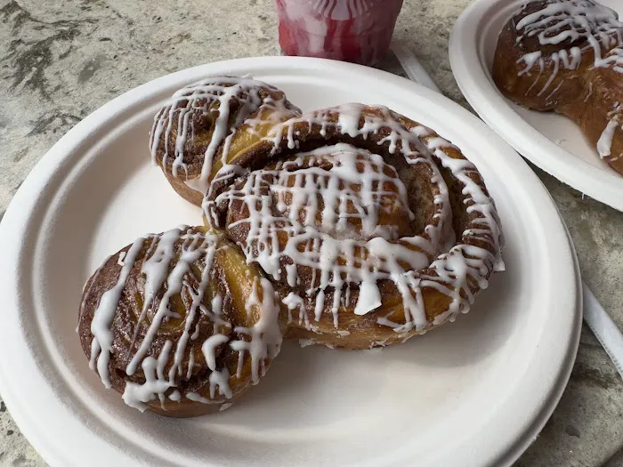 Main Street Bakery Picture 3