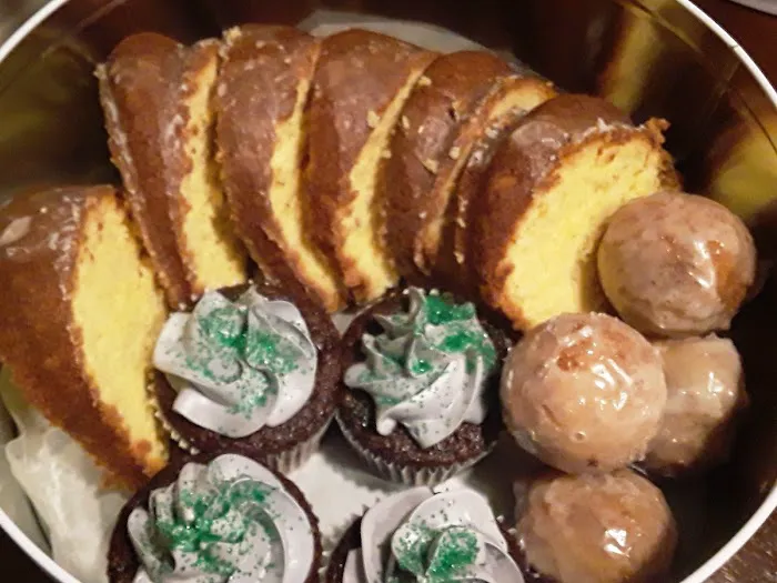 Moore and More sweets Picture 1