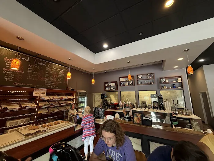 Donut Central - Eats & Coffee Picture 4