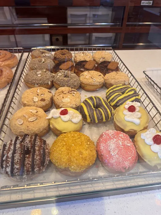 Donut Central - Eats & Coffee Picture 7