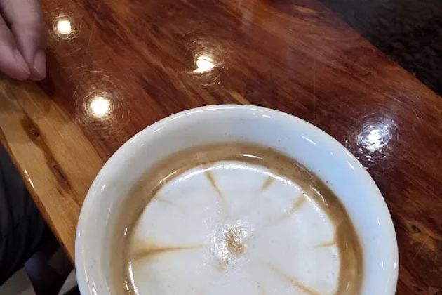 Donut Central - Eats & Coffee