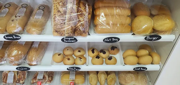 Pia's Bakery & More Picture 5