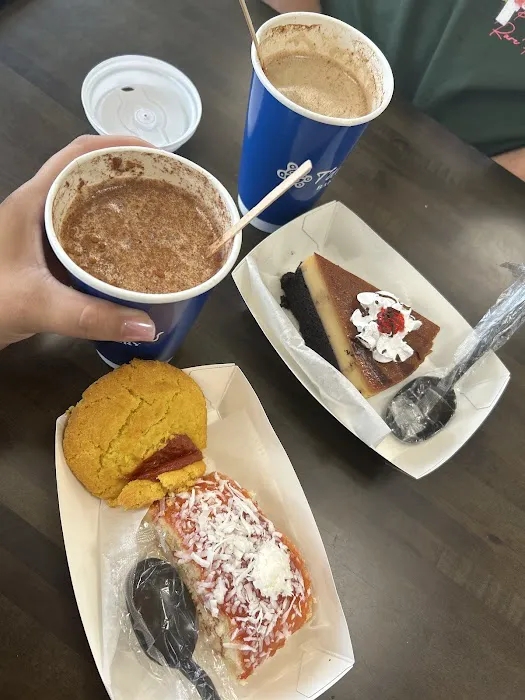 Tainos Bakery & Deli (east colonial) Picture 8
