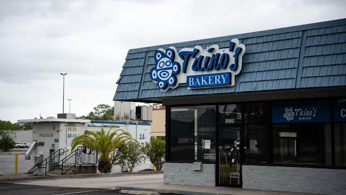 Tainos Bakery & Deli (east colonial) Picture 7